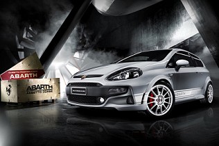 Punto e 500 Abarth ganham mais for�a na vers�o EsseEsse