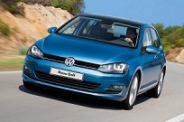 Volkswagen Os faróis do Golf VII vêm com LEDs e há opção de xenônio