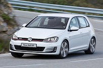 Volkswagen Segundo a VW, o Golf GTI atinge até 244 km/h