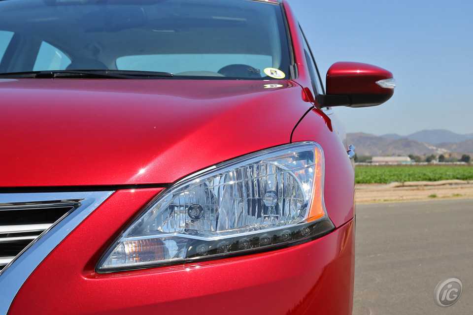 Nissan diz que Sentra será o primeiro da sua classe a ter LEDs dianteiros e traseiros