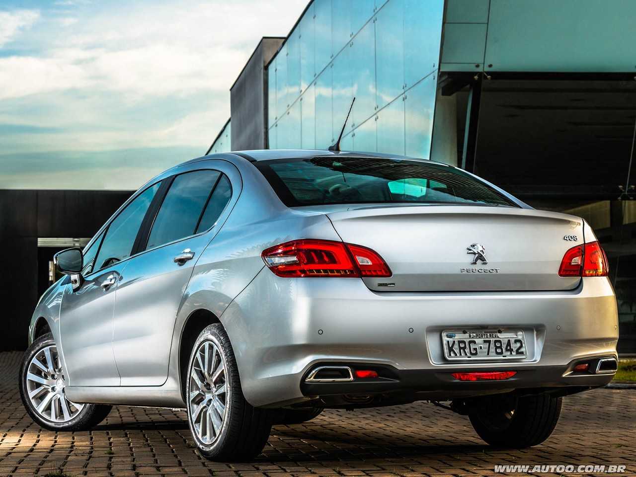 Peugeot�408 2016 - �ngulo traseiro