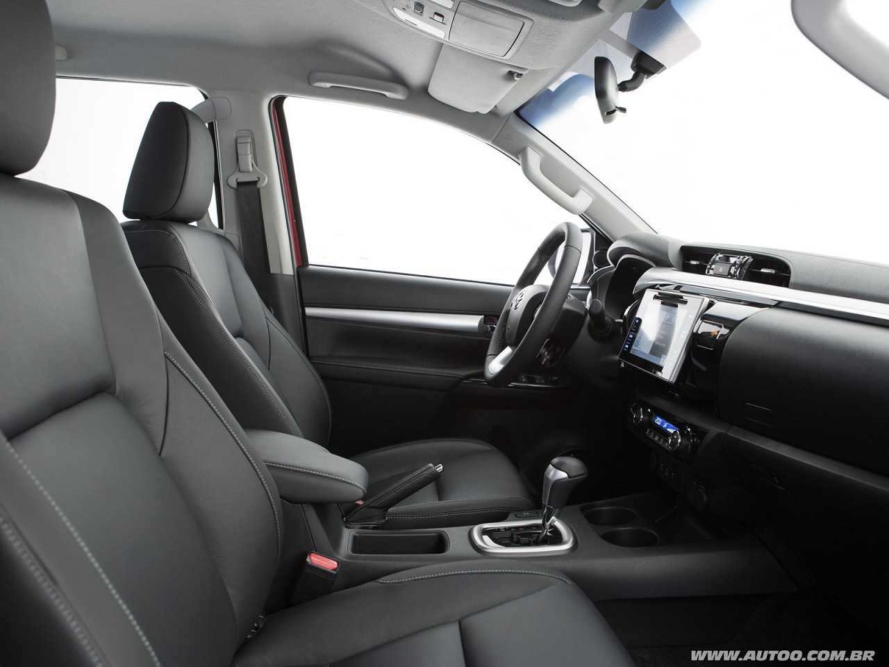 Toyota�Hilux 2016 - bancos dianteiros