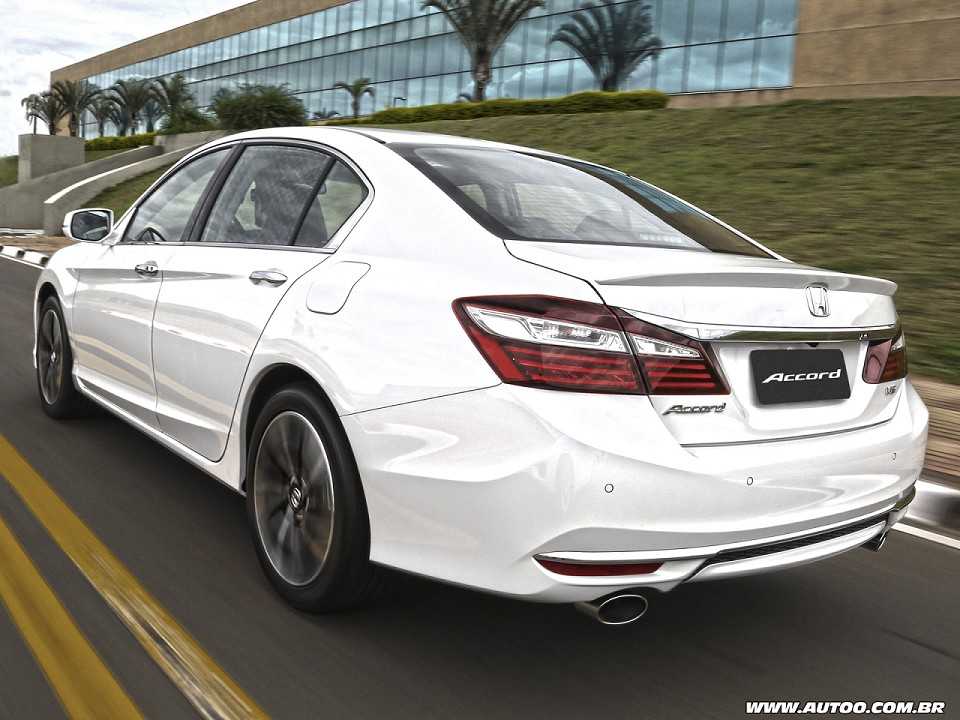 Honda�Accord 2016 - �ngulo traseiro