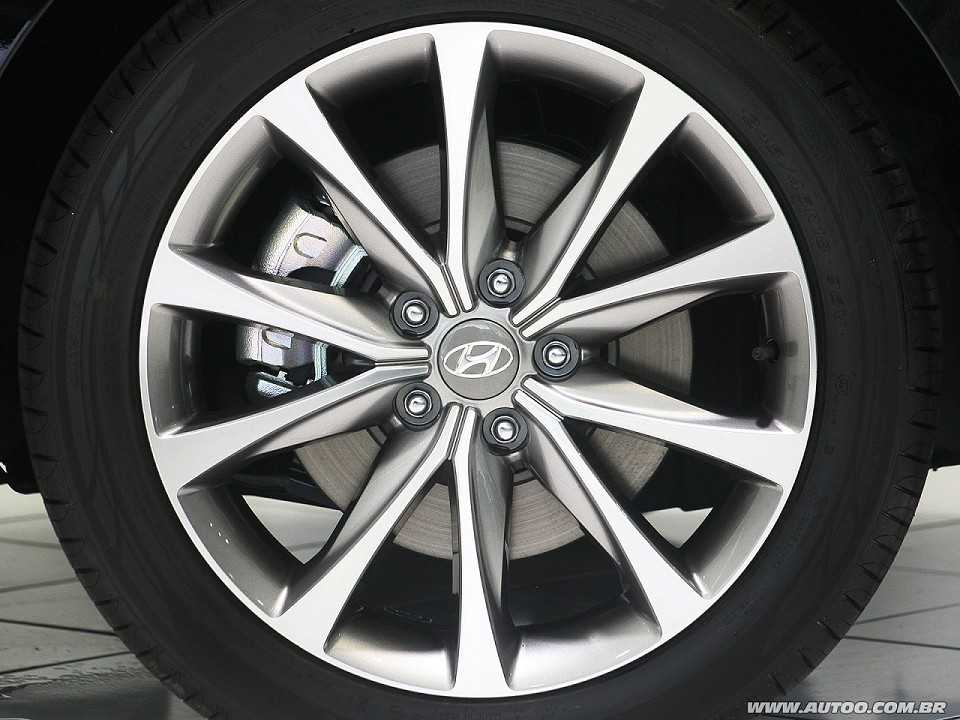 HyundaiAzera 2015 - rodas