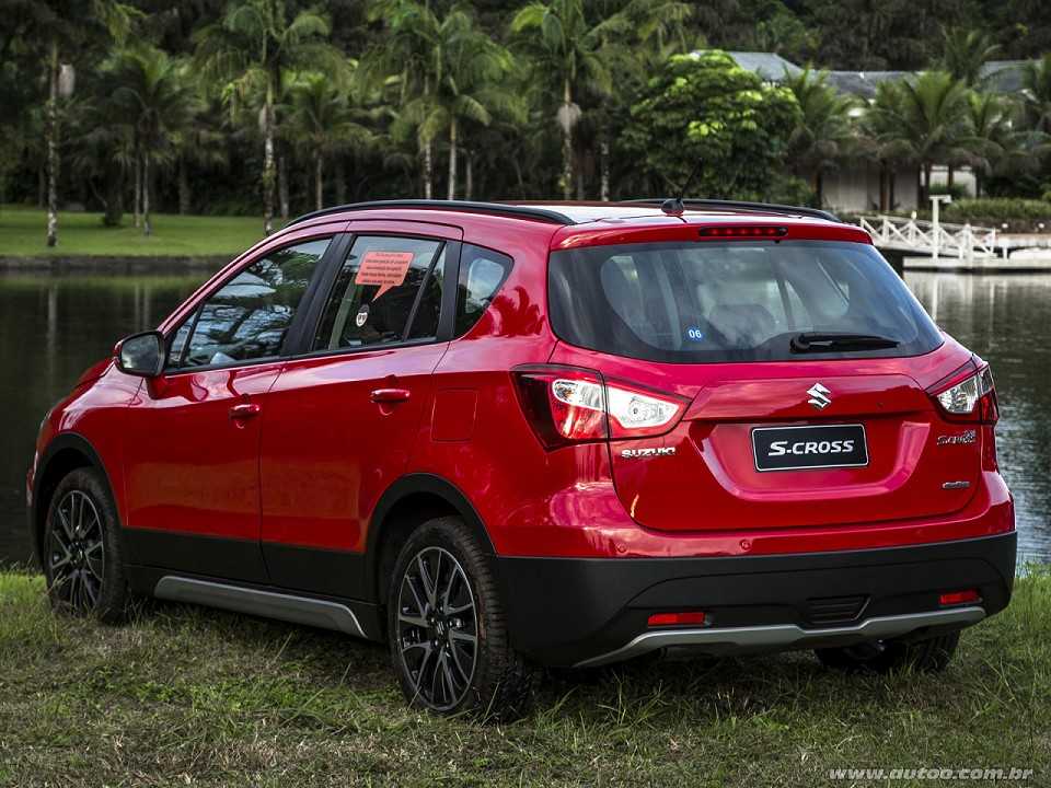 Suzuki�S-Cross 2015 - �ngulo traseiro