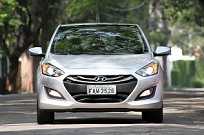 Karina Simões O motor 1.8 do i30 gera 150 cv e 18,2 kgfm de torque