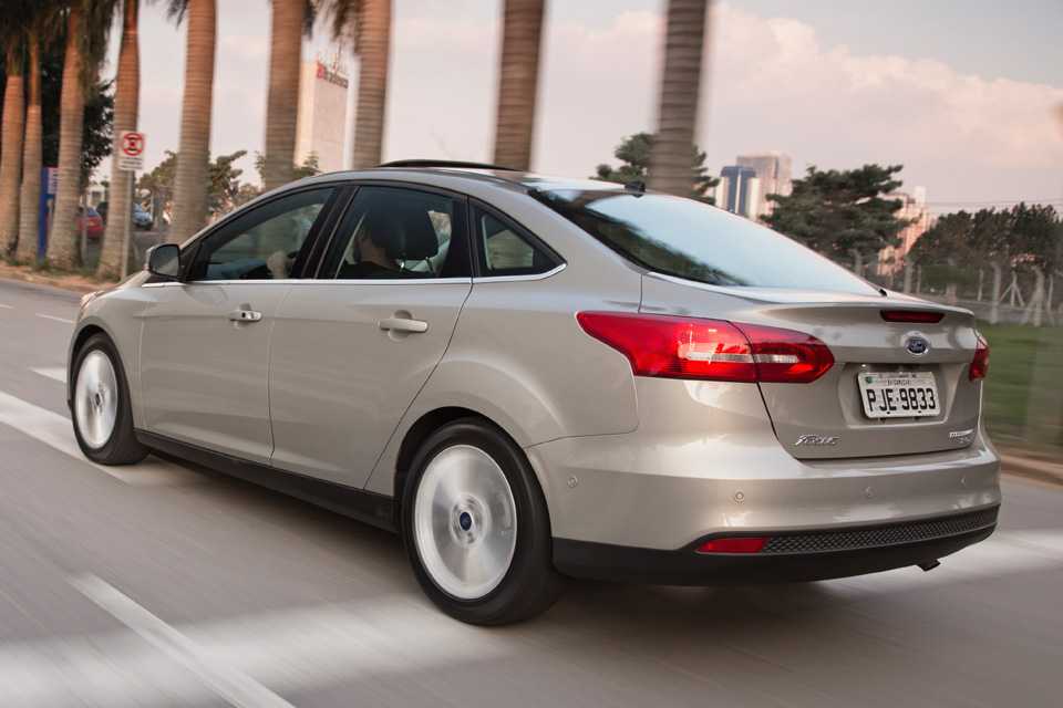 Ford Focus Fastback 2016