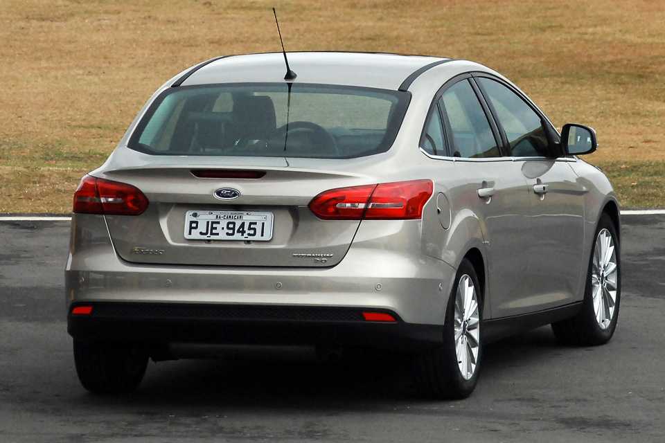Ford Focus Fastback 2016