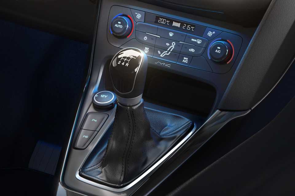 Ford Focus Fastback 2016