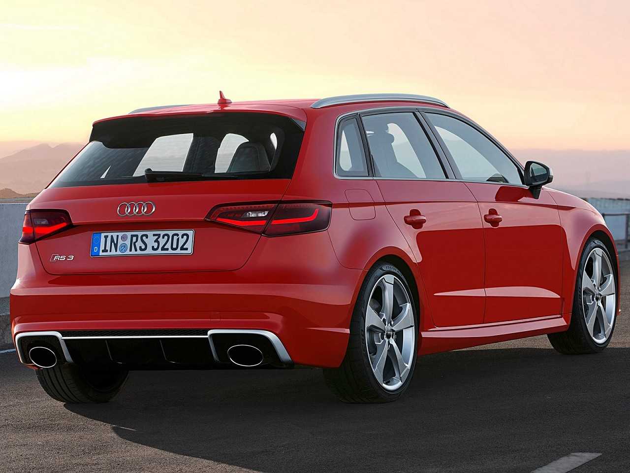 Audi�RS 3 Sportback - Foto 5 de 13 - 1600 x 1200 pixels2016 - �ngulo traseiro