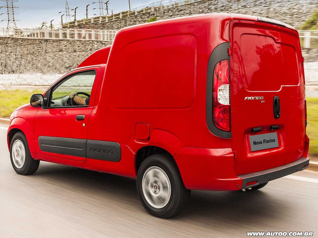 Fiat�Fiorino 2016 - �ngulo traseiro