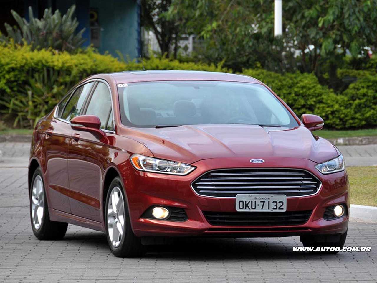 FordFusion 2015 - ngulo frontal