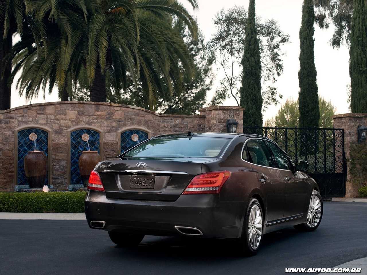 Hyundai�Equus 2014 - �ngulo traseiro