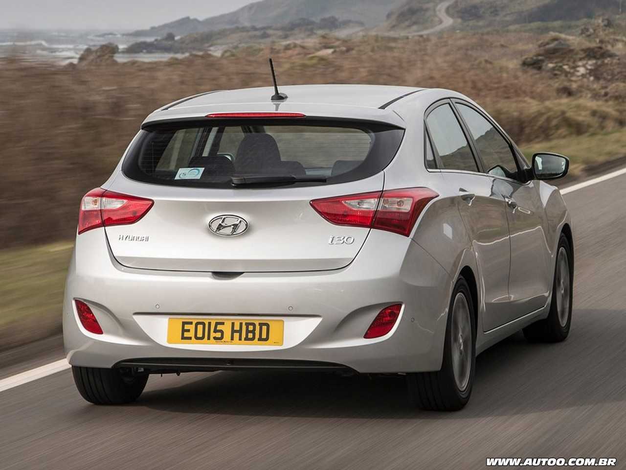 Hyundai�i30 2015 - �ngulo traseiro