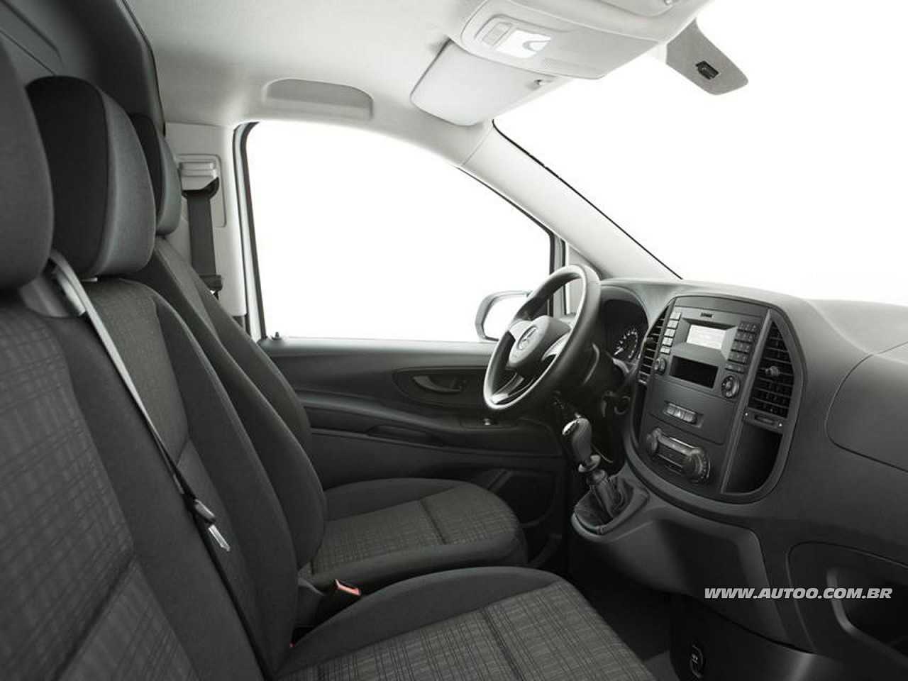 Mercedes-Benz�Vito - Foto 13 de 30 - 1600 x 1200 pixels2016 - bancos dianteiros
