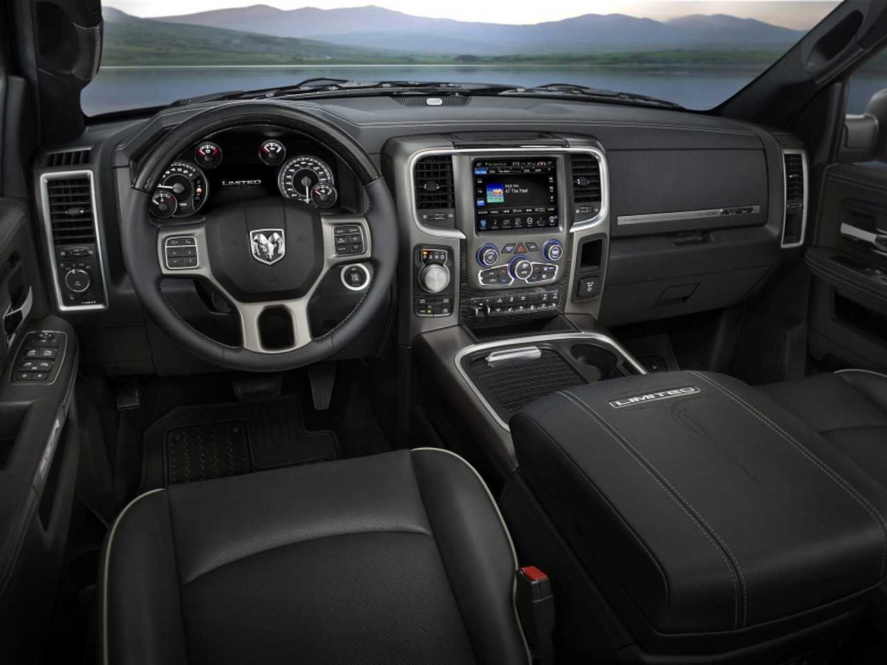 RAM�1500 - Foto 65 de 72 - 1600 x 1200 pixels2016 - �ngulo frontal