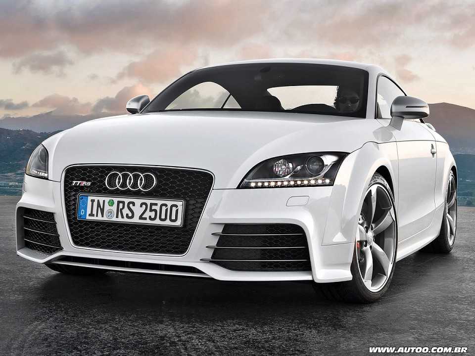 Audi�TT RS Coup� 2013 - �ngulo frontal