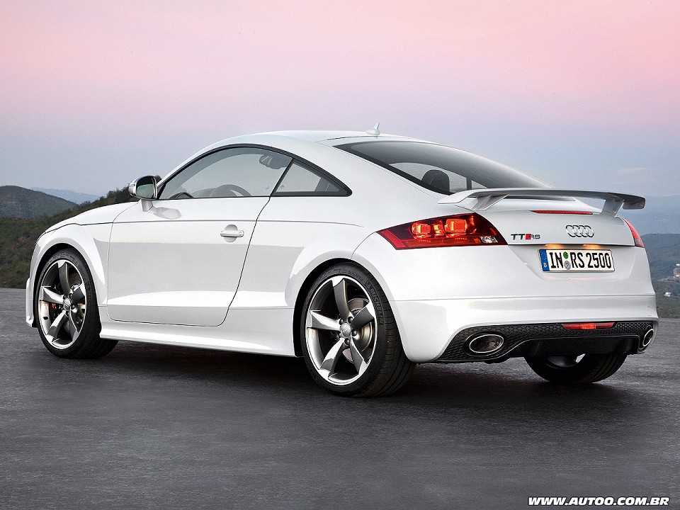 Audi�TT RS Coup� 2013 - �ngulo traseiro