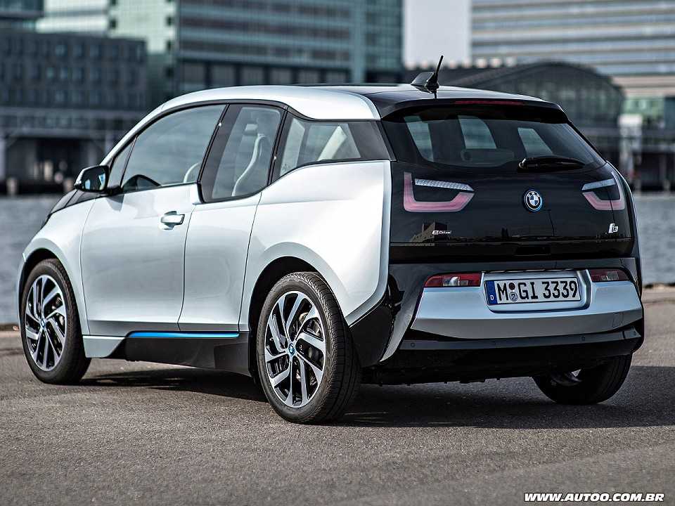BMW�i3 2016 - �ngulo traseiro