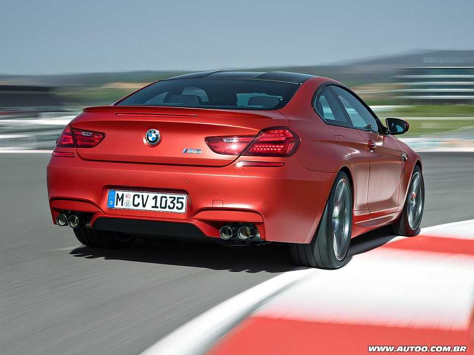 BMW�M6 2014 - �ngulo traseiro