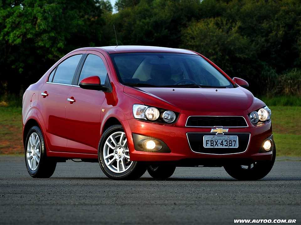 Chevrolet�Sonic Sedan 2012 - �ngulo frontal