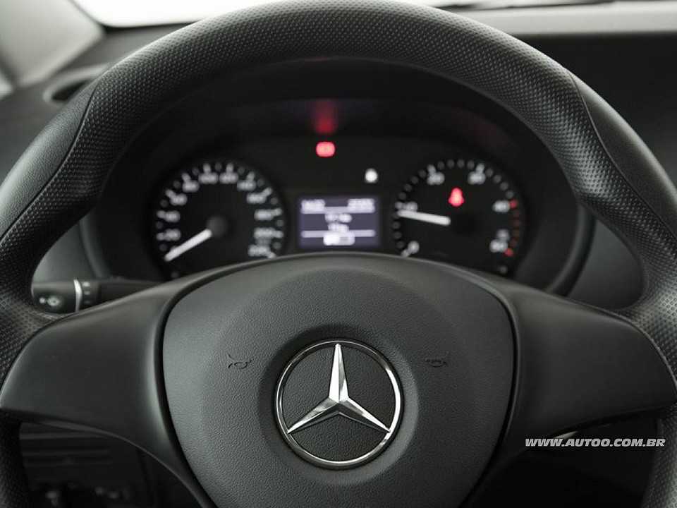 Mercedes-BenzVito 2016 - volante
