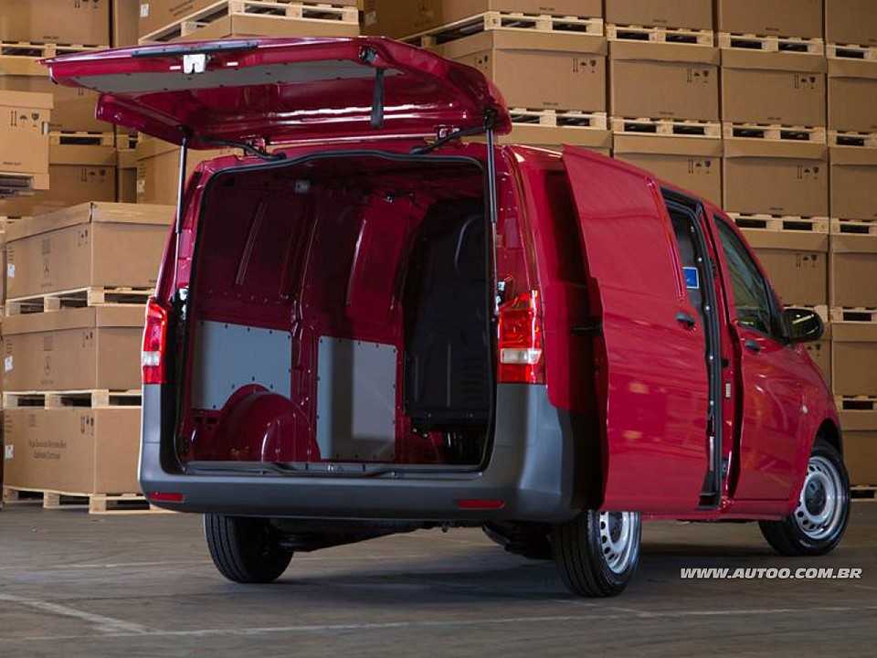 Mercedes-Benz�Vito 2016 - �ngulo traseiro