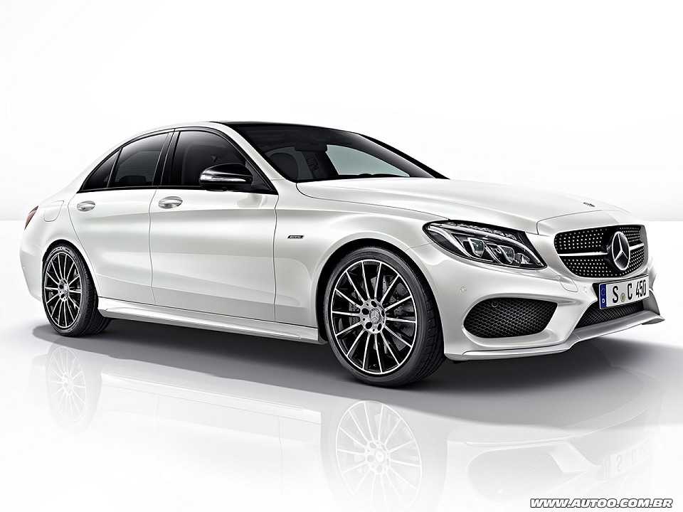 Mercedes-Benz�Classe C 2016 - �ngulo frontal
