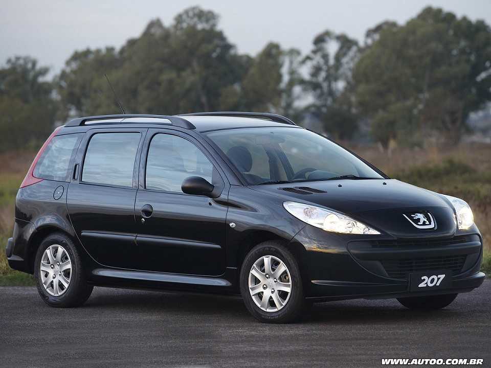 Peugeot207 SW 2008 - ngulo frontal