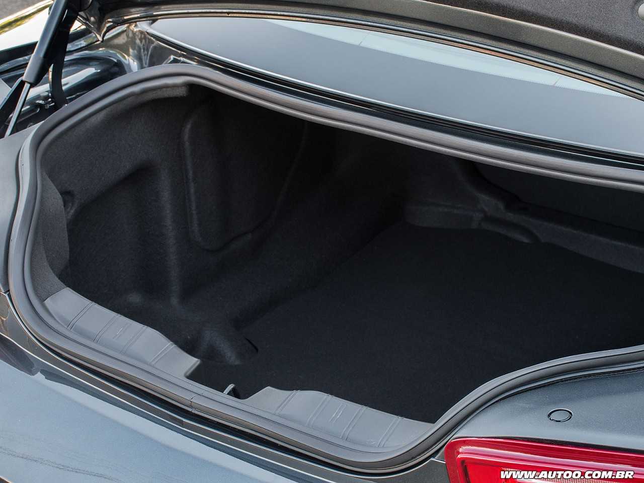 Chevrolet�Camaro 2017 - porta-malas