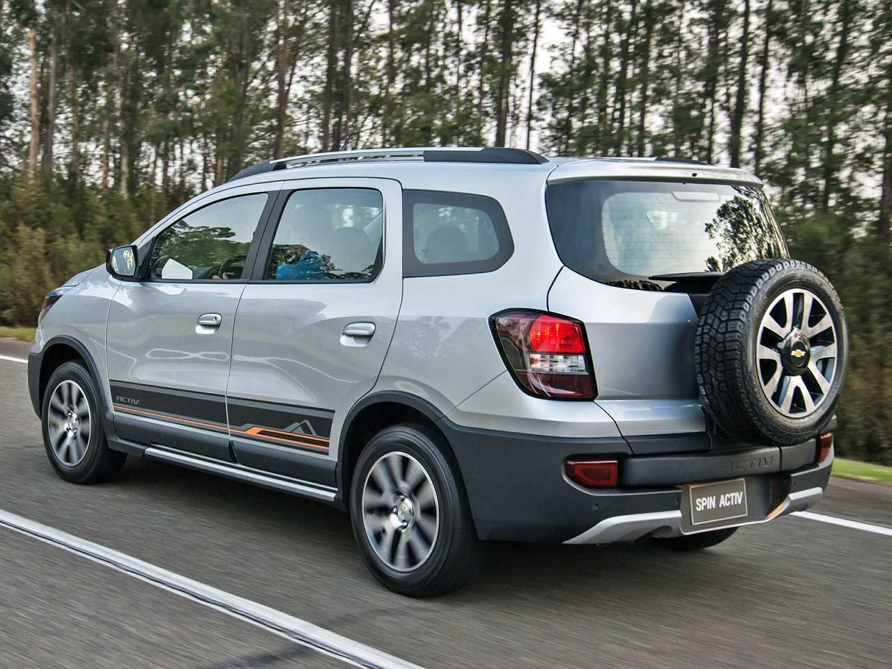 Chevrolet�Spin - Foto 99 de 100 - 1600 x 1200 pixels2015 - �ngulo traseiro