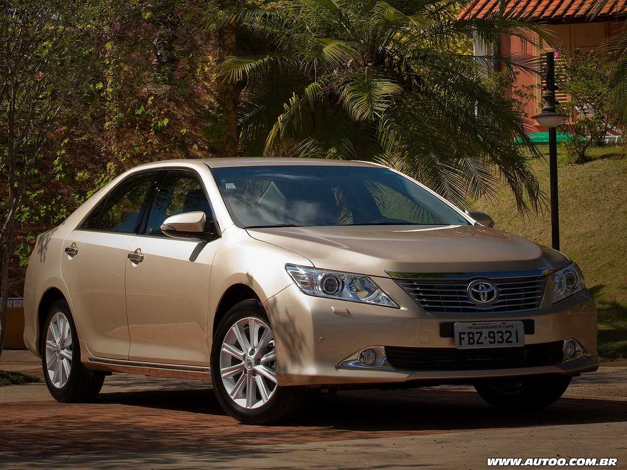 Toyota�Camry 2016 - �ngulo frontal