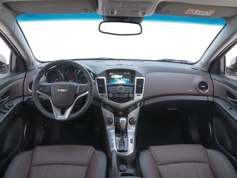 ChevroletCruze Sport6 2015 - painel
