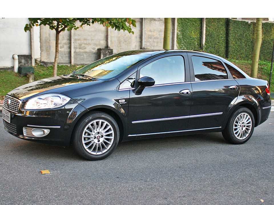 Fiat�Linea 2009 - �ngulo frontal