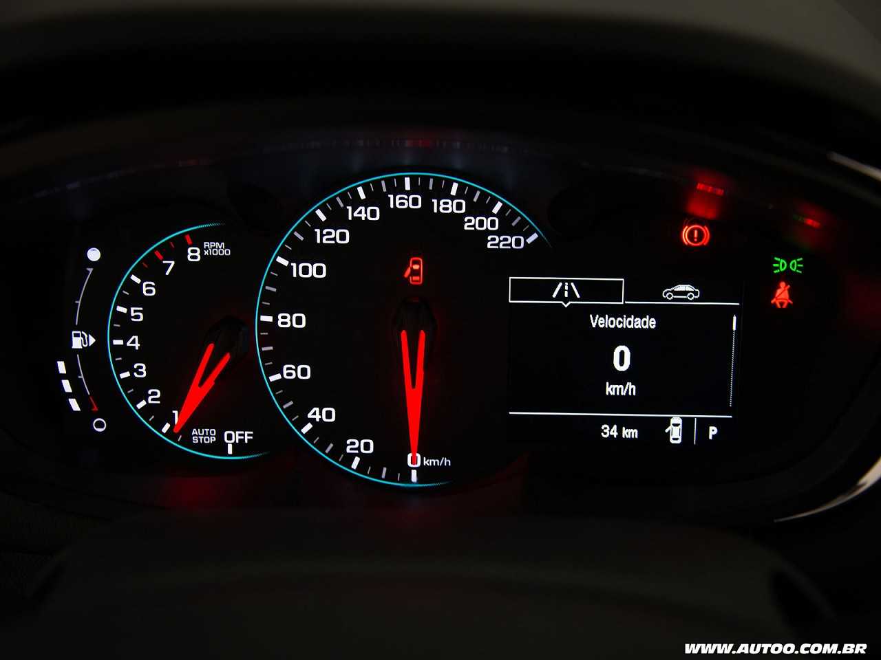 Chevrolet�Tracker 2017 - painel de instrumentos