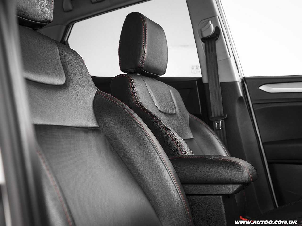 JAC�T50 2017 - bancos dianteiros