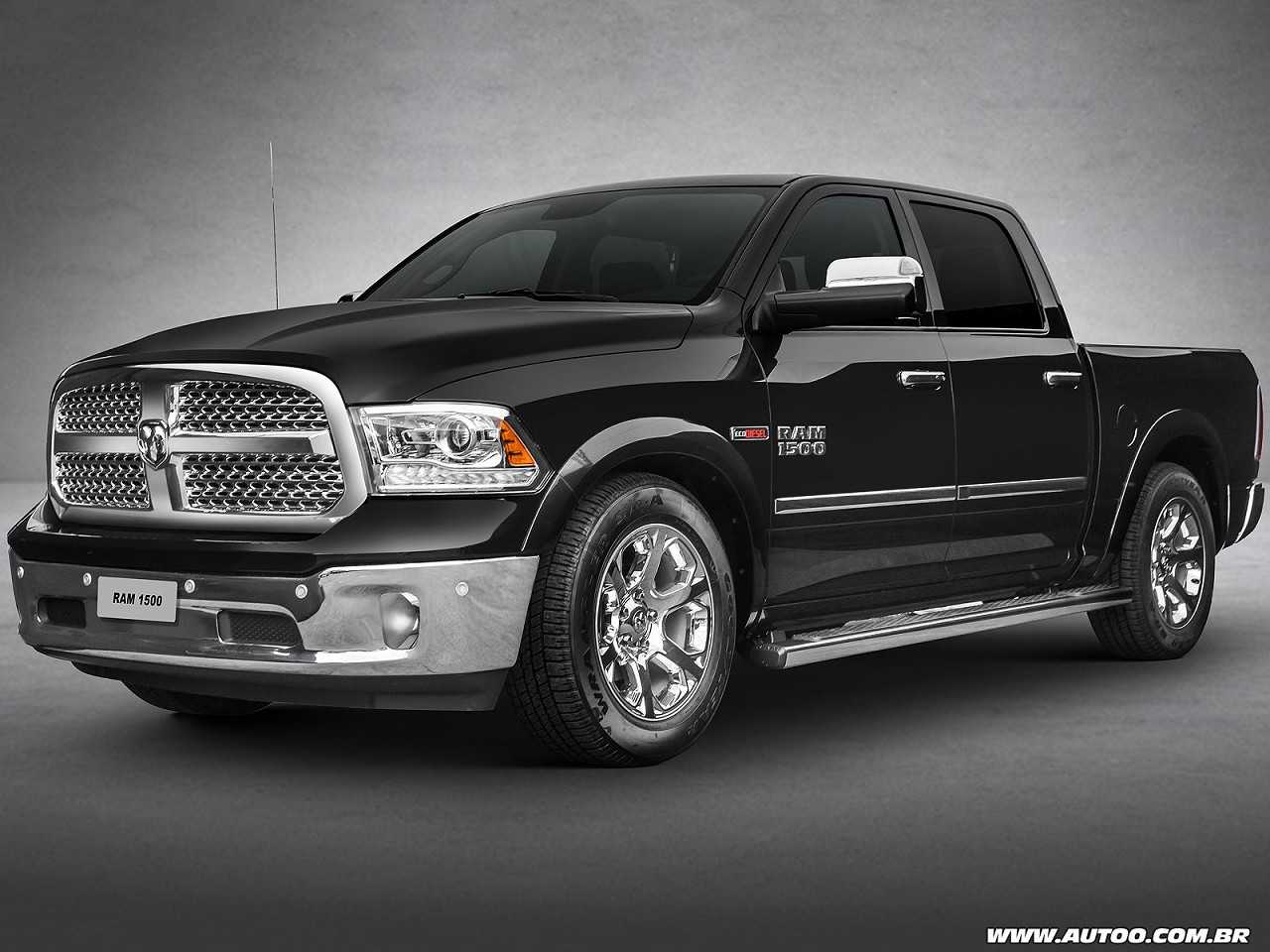 RAM�1500 2016 - �ngulo frontal