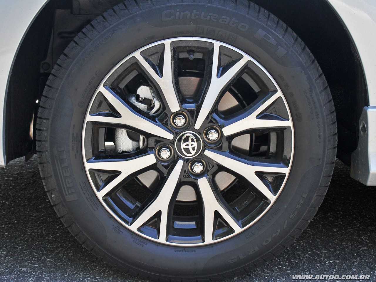 ToyotaEtios Sed 2017 - rodas