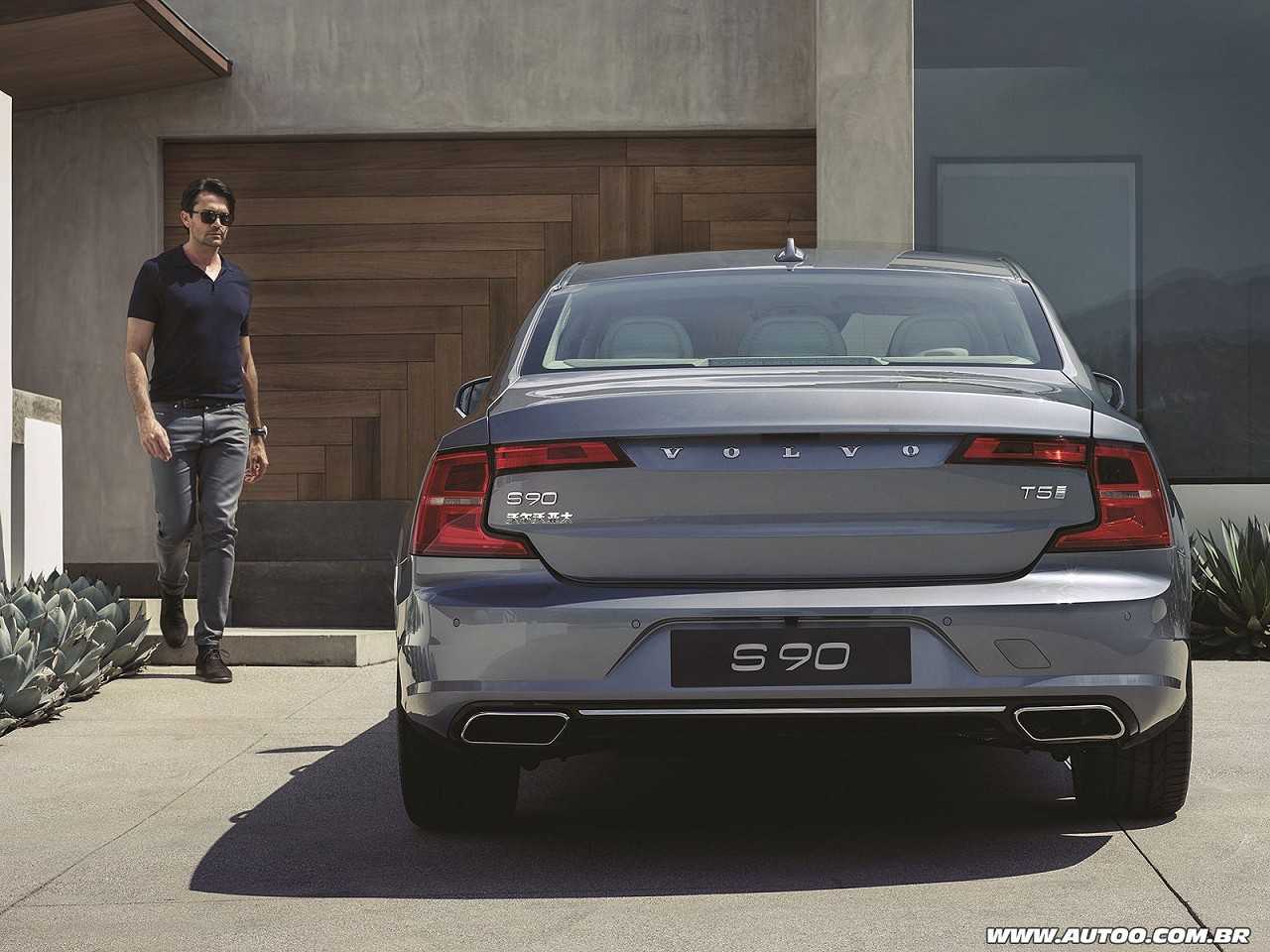 Volvo�S90 - Foto 12 de 16 - 1600 x 1200 pixels2017 - traseira