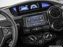 Divulgação Toyota Etios Sedã 2017