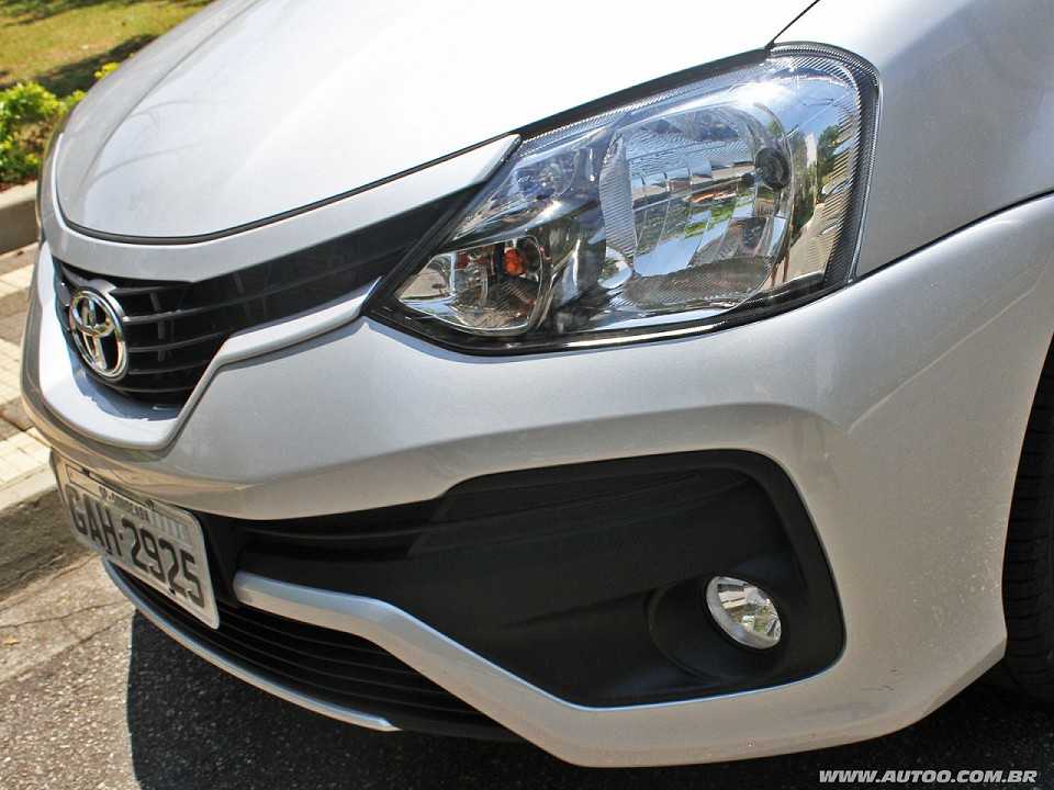 Toyota�Etios Sed� 2017 - far�is