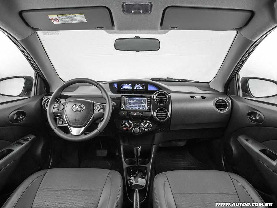 Toyota�Etios Sed� 2017 - painel
