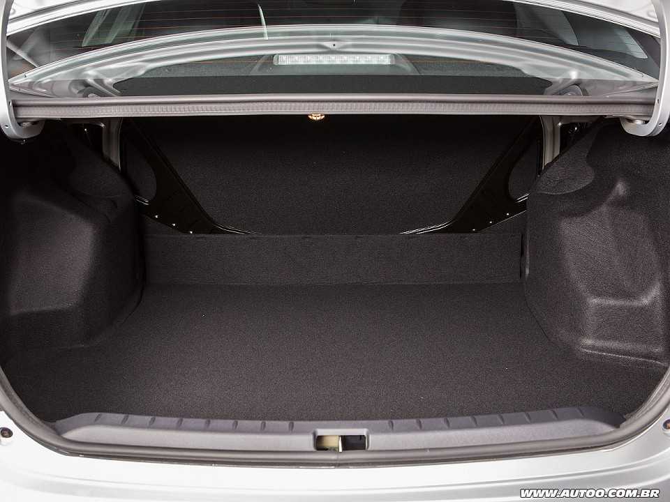 Toyota�Etios Sed� 2017 - porta-malas