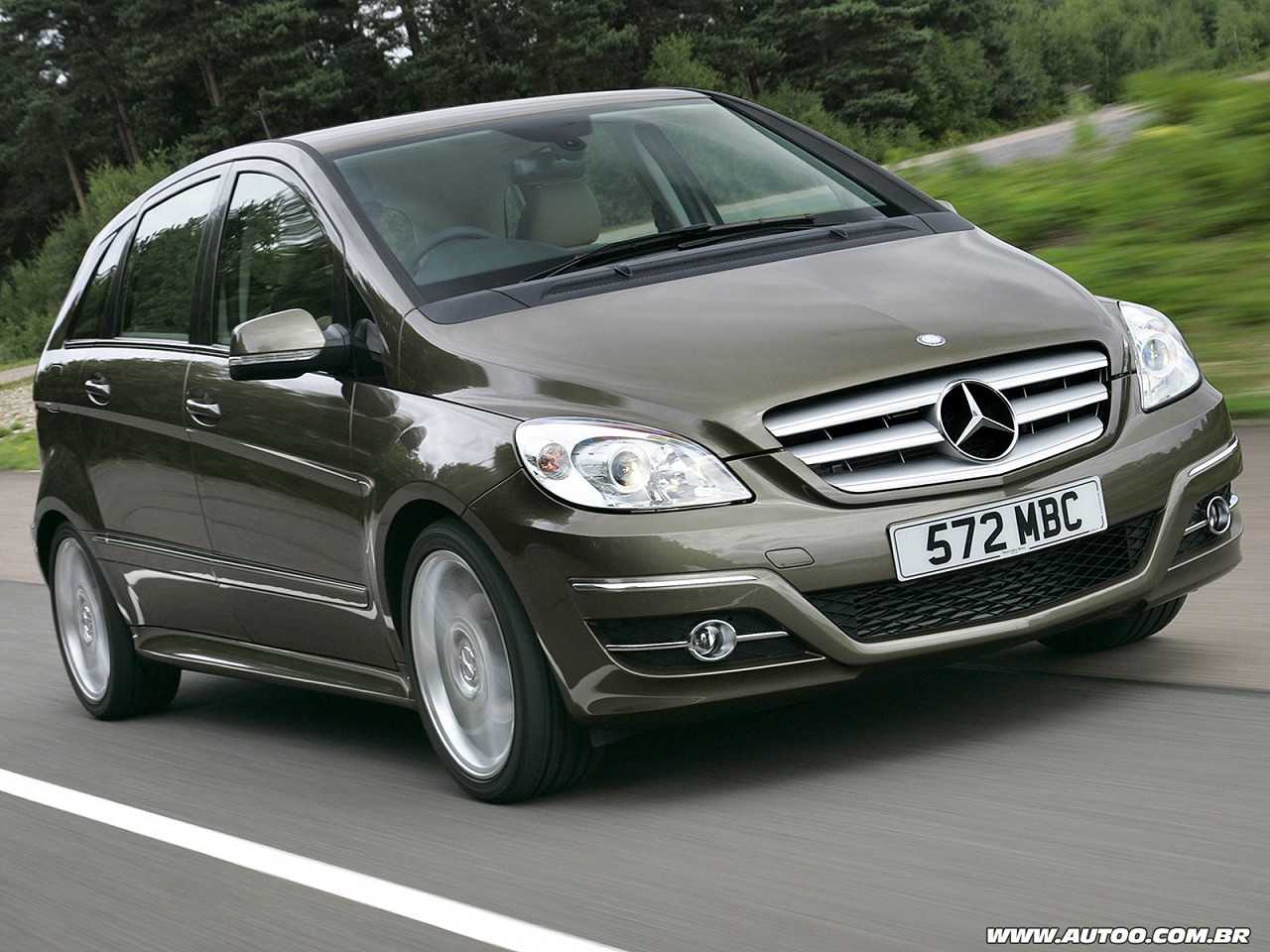 Mercedes-Benz�Classe B 2011 - �ngulo frontal