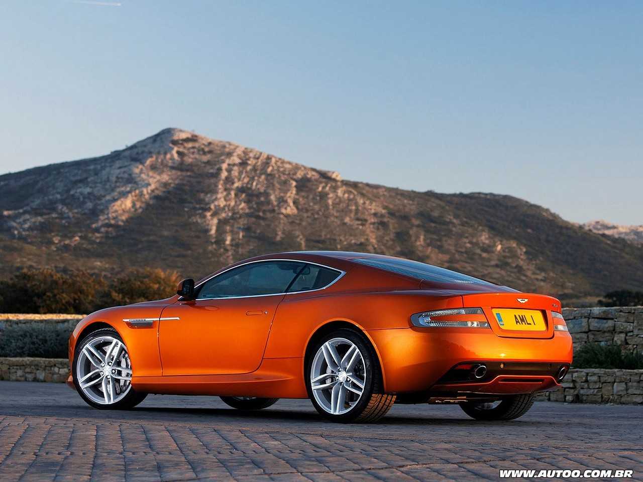 Aston Martin�Virage - Foto 2 de 2 - 1600 x 1200 pixels2012 - �ngulo traseiro