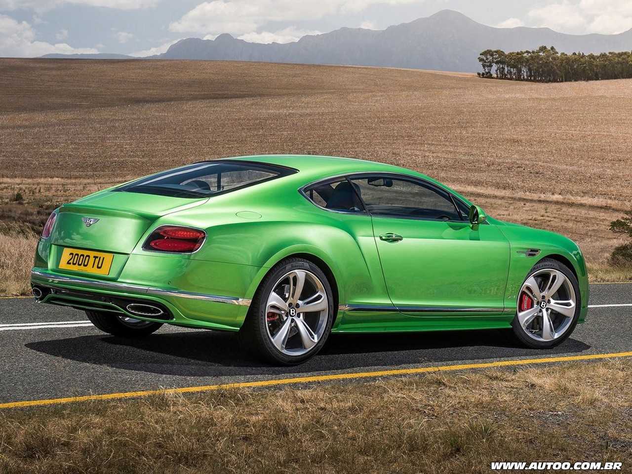 Bentley�Continental GT - Foto 2 de 2 - 1600 x 1200 pixels2016 - �ngulo traseiro