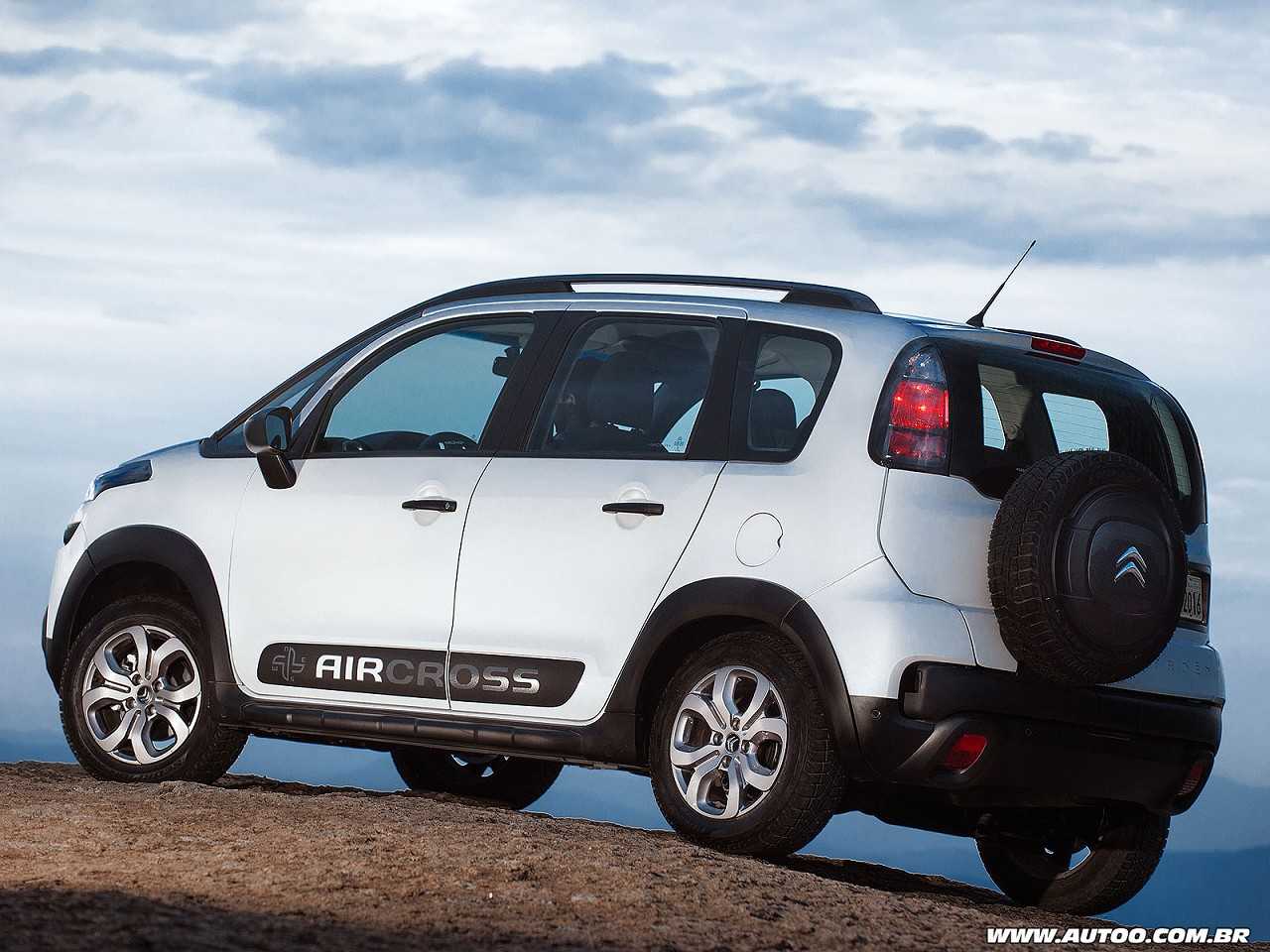 Citro�n�Aircross 2016 - �ngulo traseiro