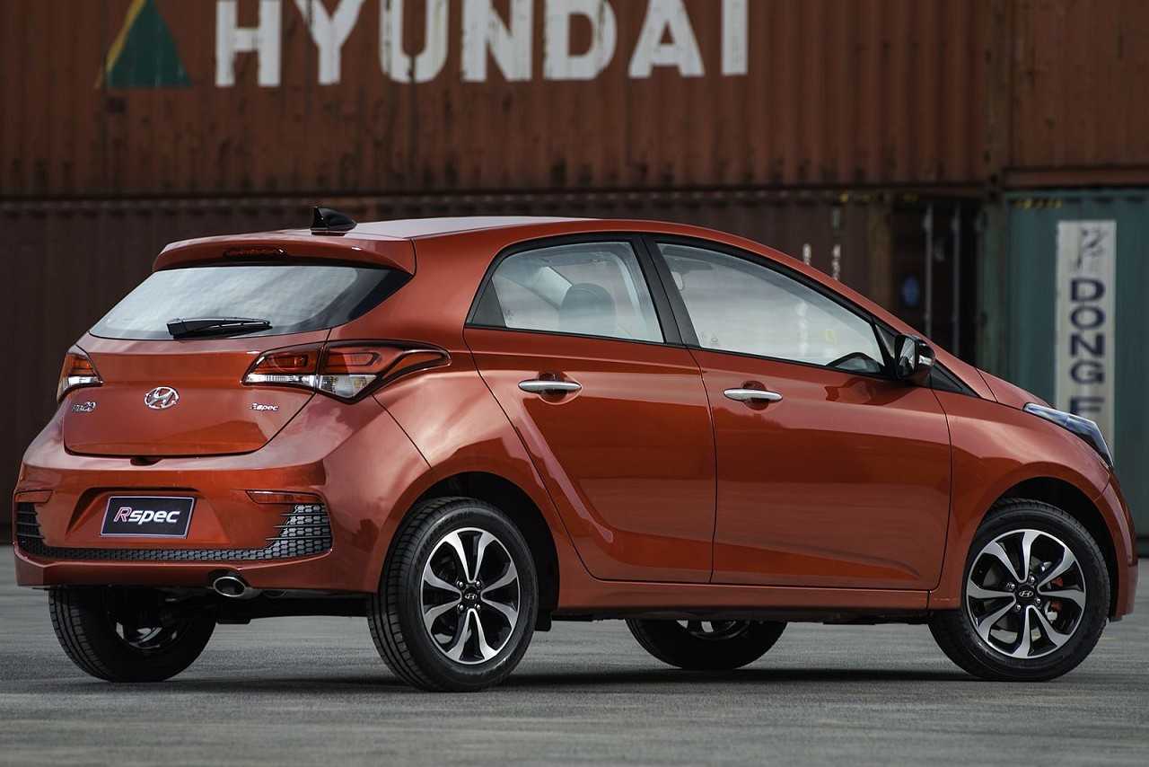HyundaiHB20 2016 - ngulo traseiro