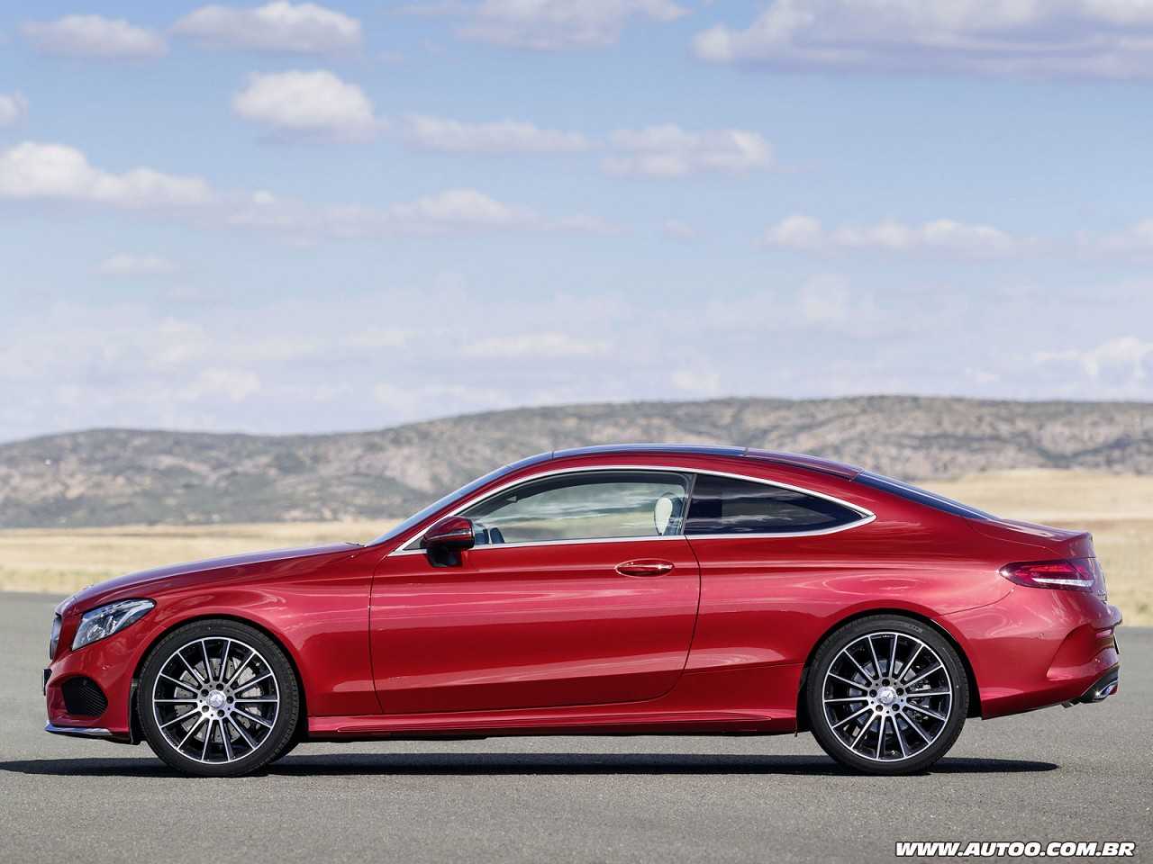 Mercedes-Benz�Classe C Coup� - Foto 5 de 5 - 1600 x 1200 pixels2016 - lateral