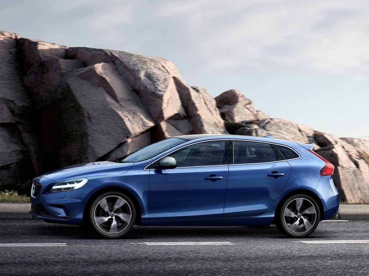 VolvoV40 2017 - lateral